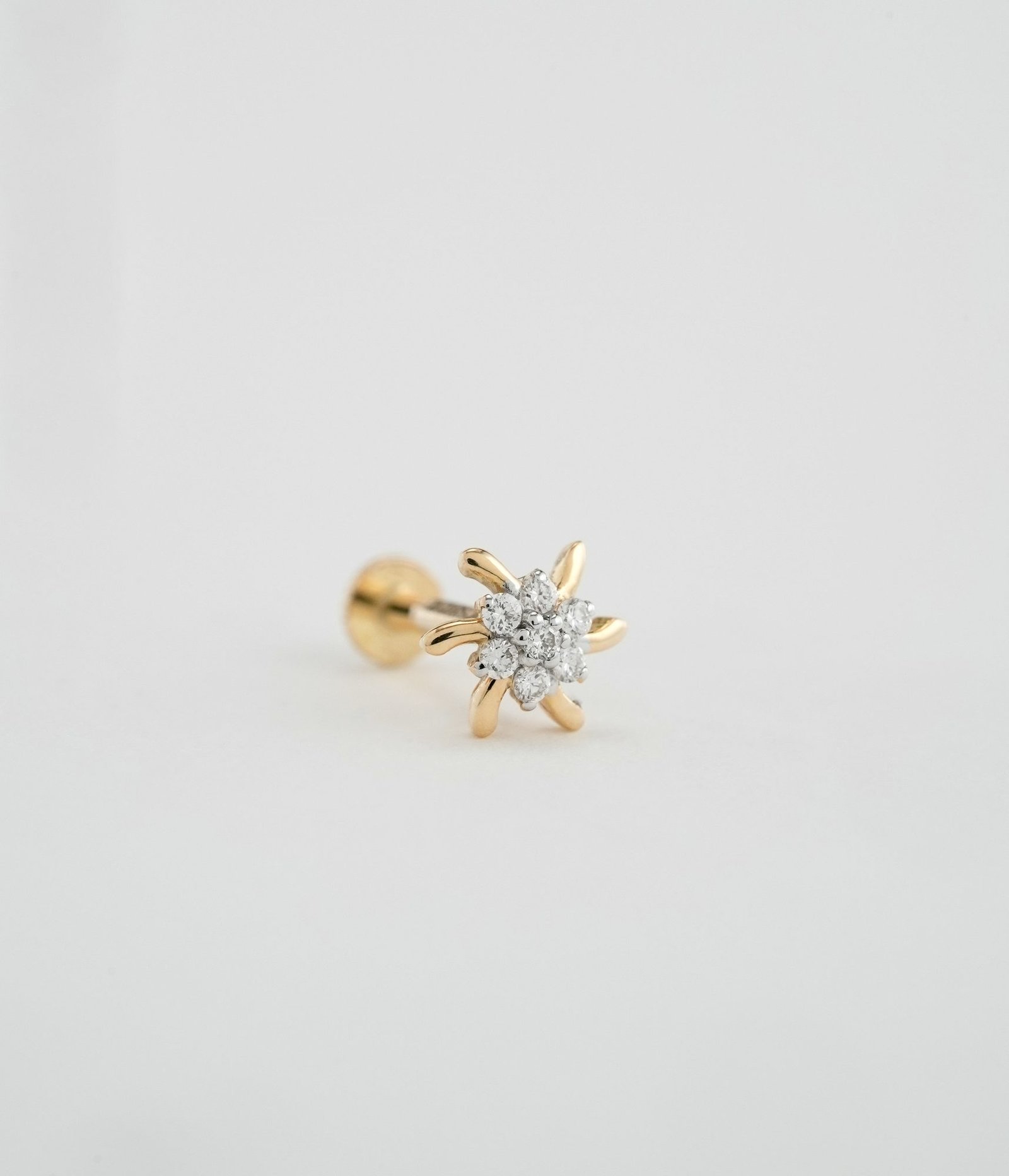 18KT Rose Gold Diamond Nose Pin 032
