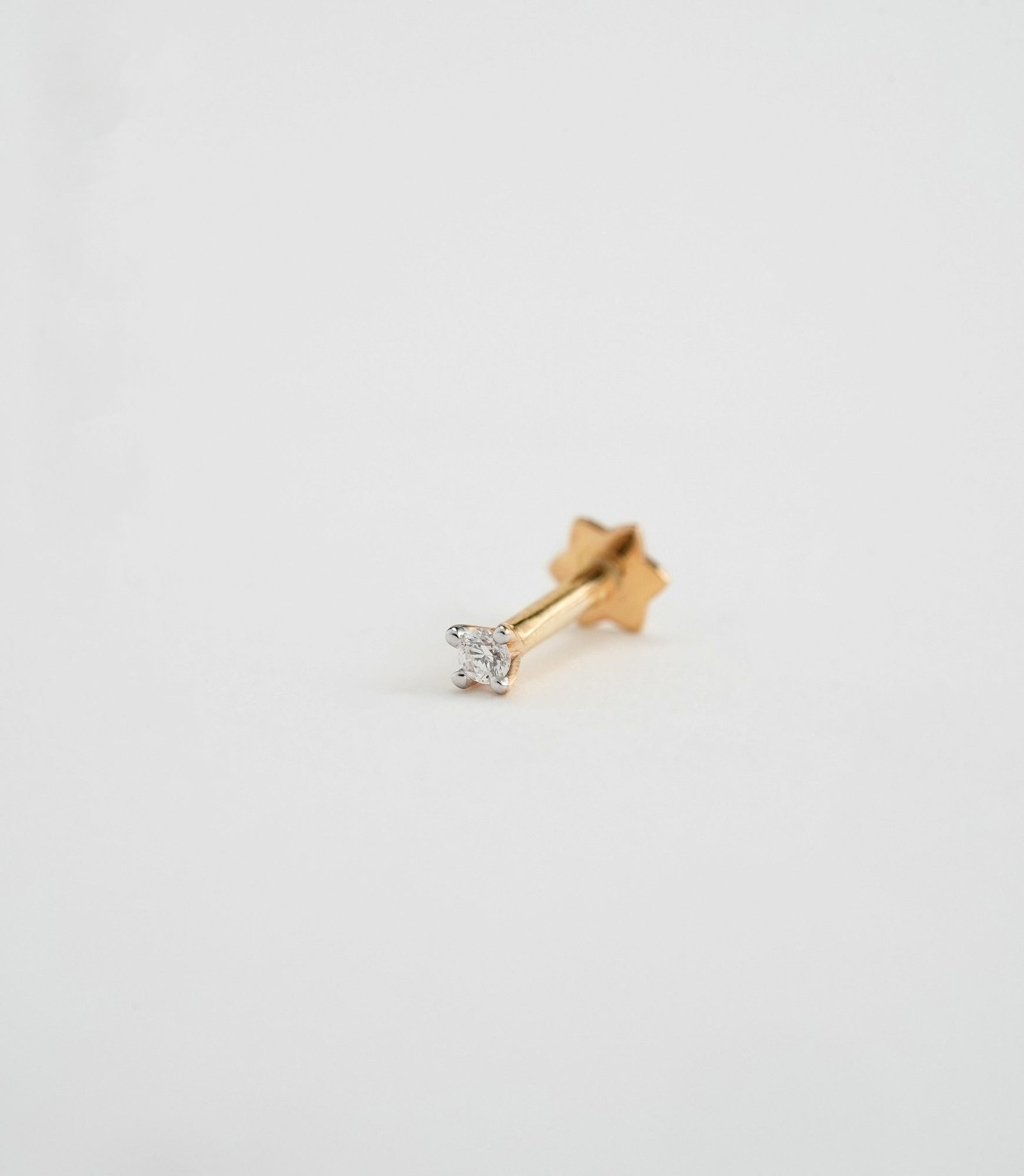 18KT Rose Gold Diamond Nose Pin 043