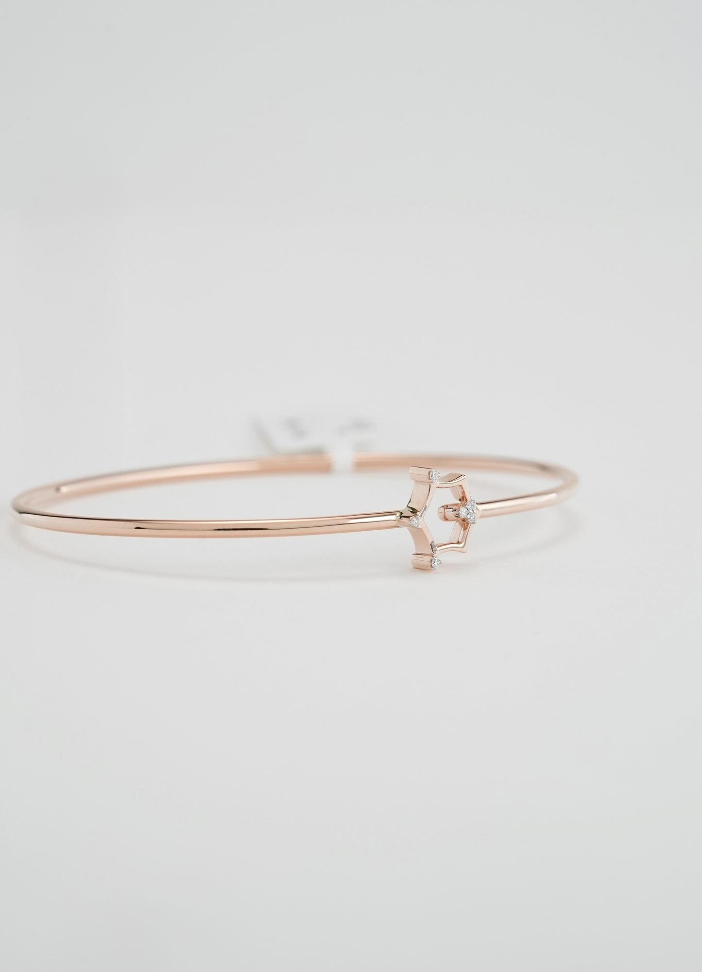 18KT Rose Gold Diamond Bangle 050